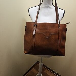 Elegant Brown Leather Tote